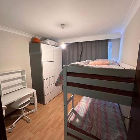 Sarhan Two-Room Apartment Brüksel Dış mekan fotoğraf